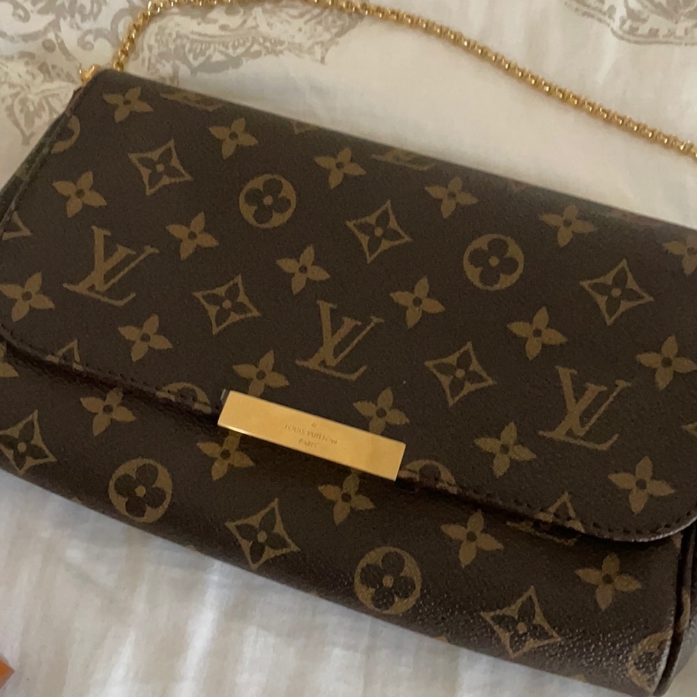 Favotite mm like new in box